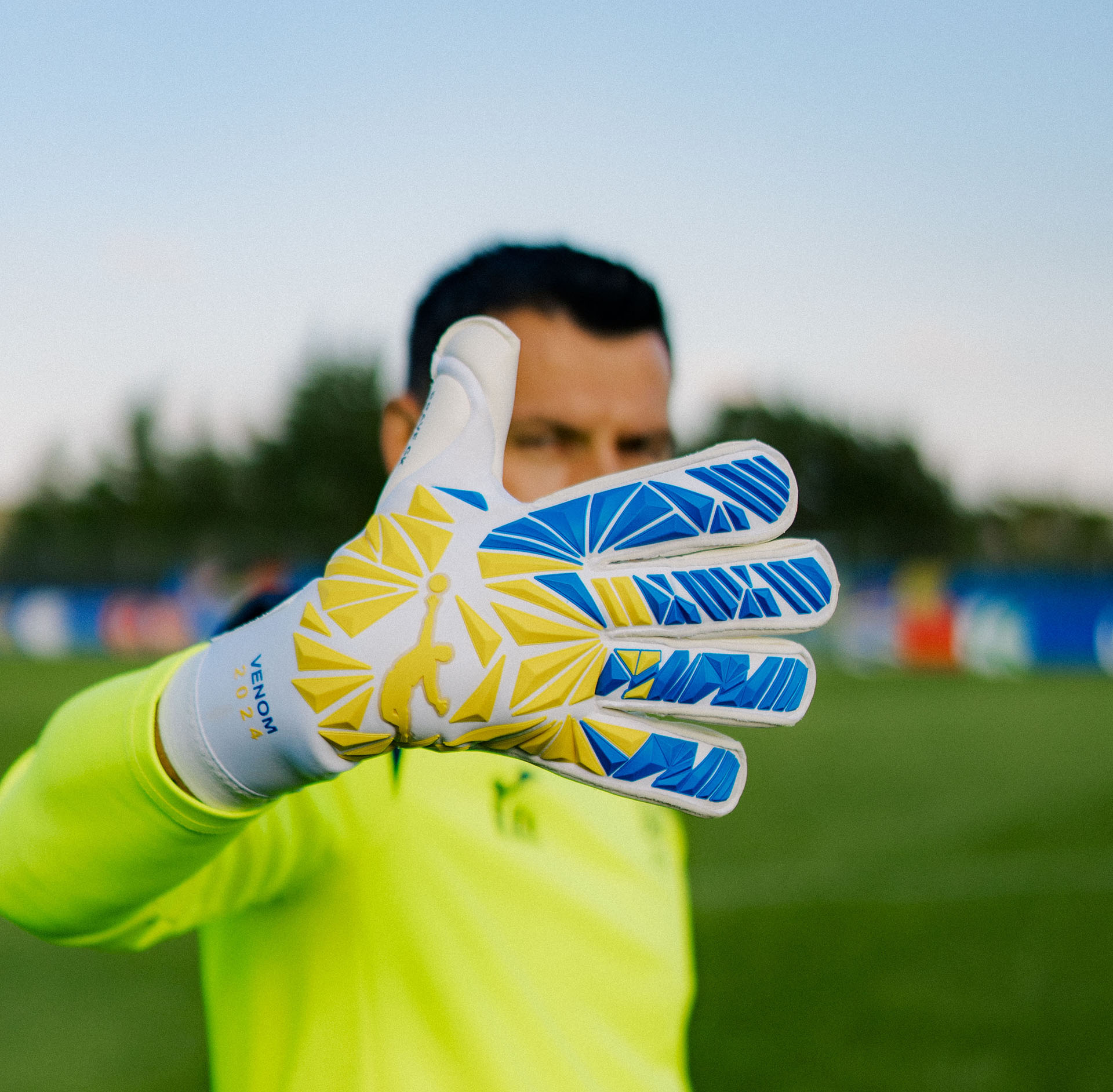 Brave GK Venom 2024 - Official Brave GK Online Store