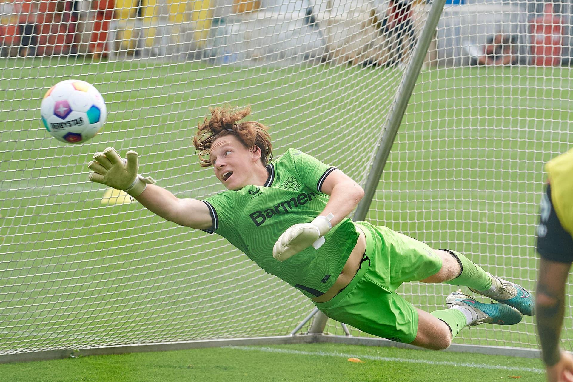 Bayer Leverkusen goalkeeper Alexander Petrenko wearing Brave GK Reaction gloves – Brave GK official online store