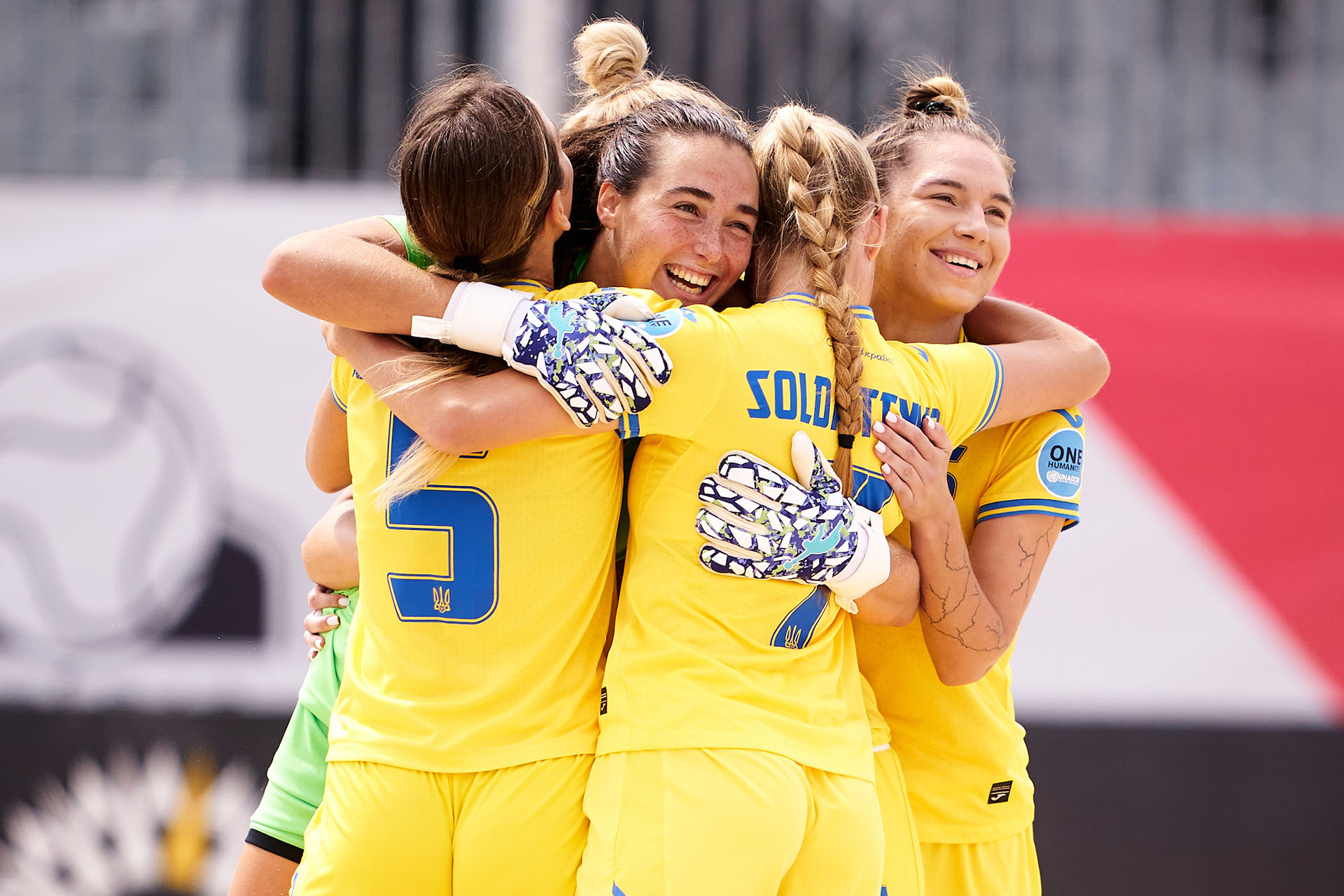 Anastasia Terekh in Brave GK Skill Light gloves - Official Brave GK Online Store