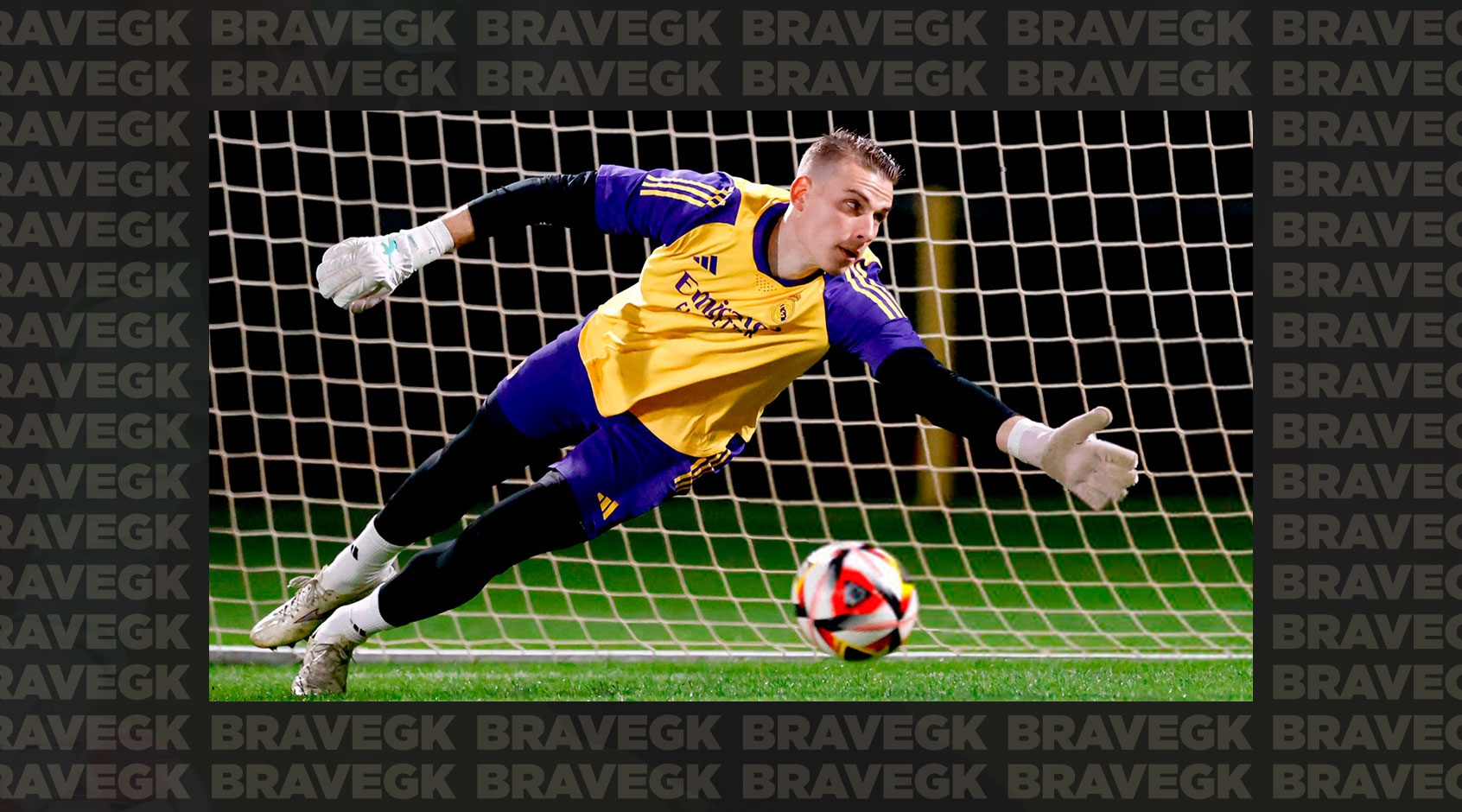 Andriy Lunin in Brave GK Venom gloves prepares for the Copa del Rey match against Atletico-Блог Brave GK