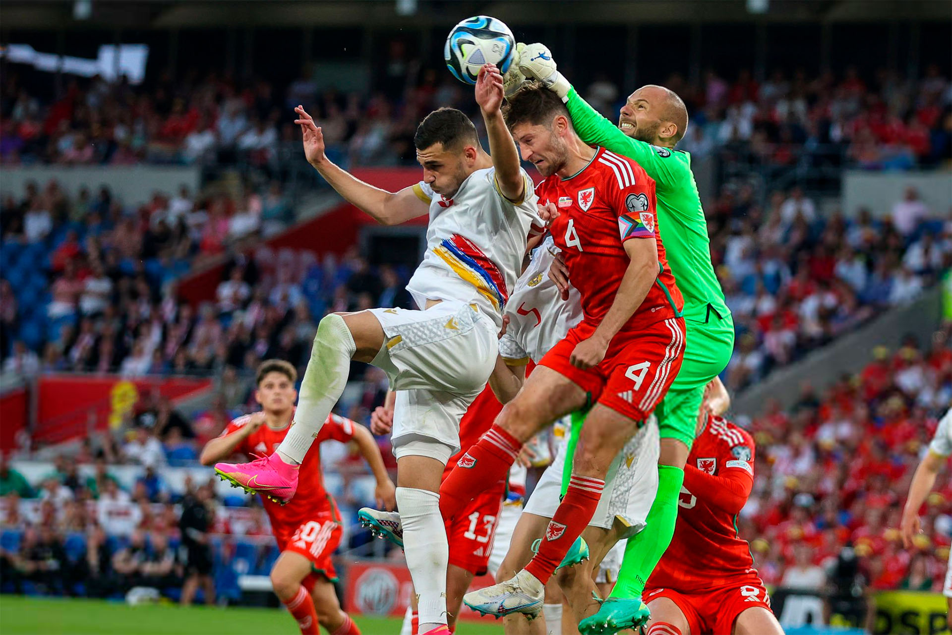 Brave GK Diamond White - Brave GK official online store