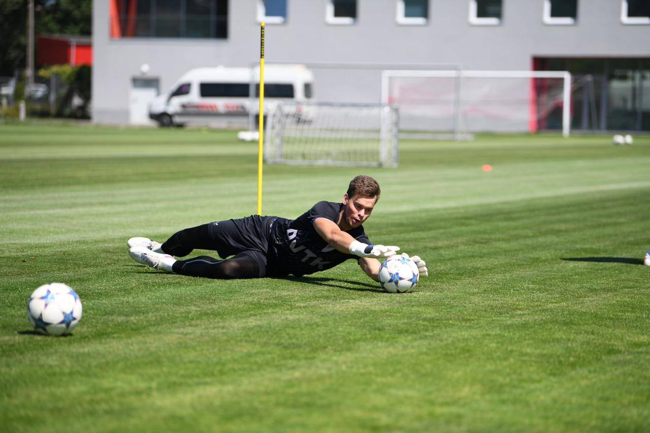 New Brave GK Fury Pro goalkeeper gloves - Official Brave GK online store