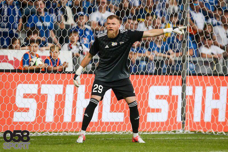 Sarnavskyi's Brave GK Fury Pro gloves - Official Brave GK online store