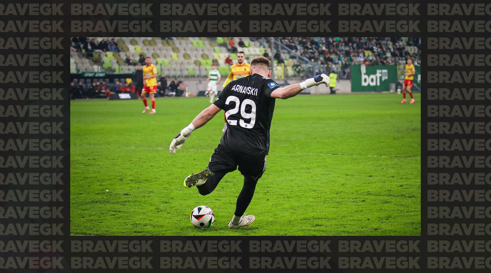 Bohdan Sarnavskyi wears Brave GK Fury Pro gloves in the Ekstraklasa-Блог Brave GK