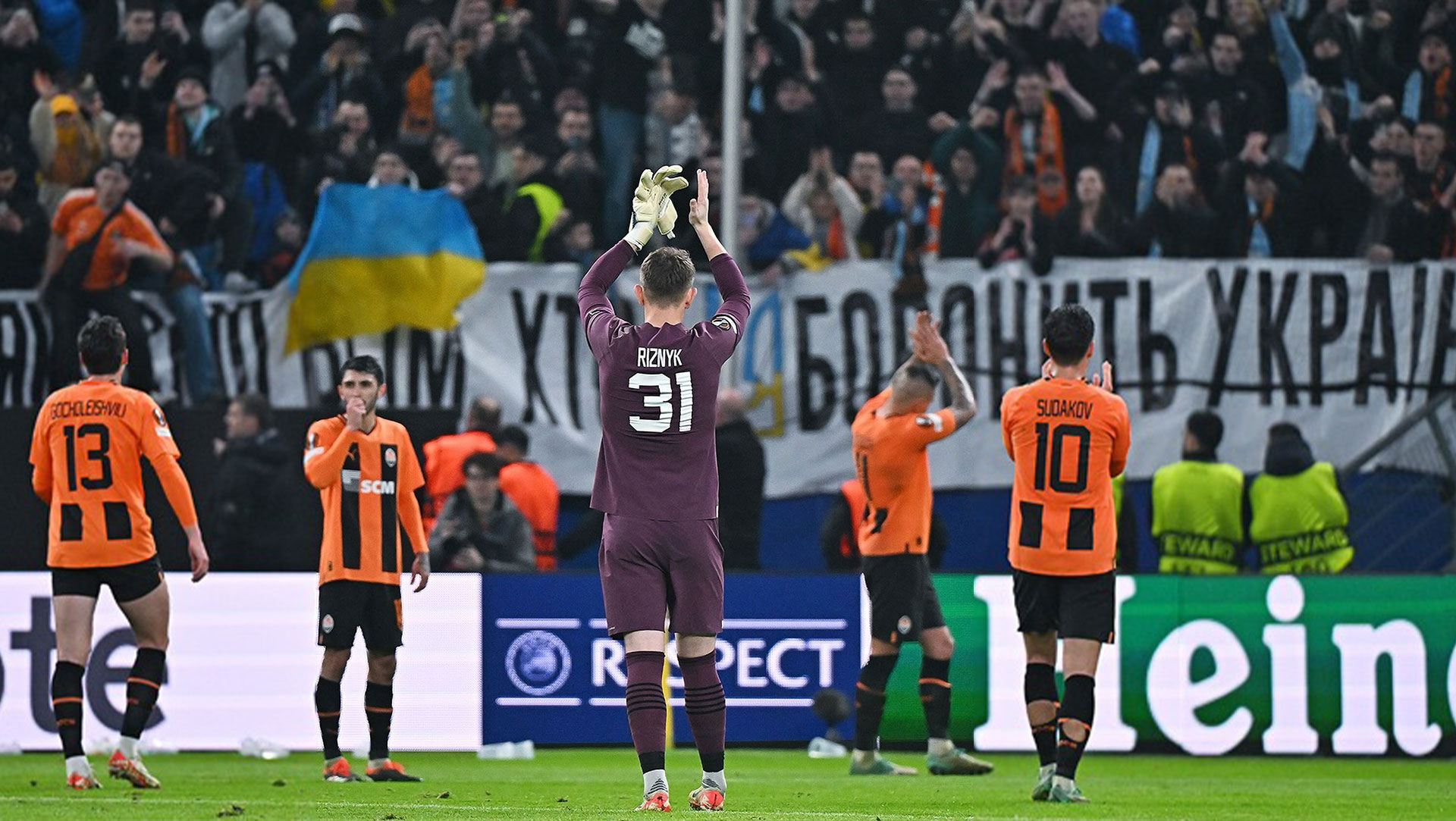 Dmitry Reznik Played Match Against Marseille in Brave GK Diamond White Gloves - Official Brave GK Online Store