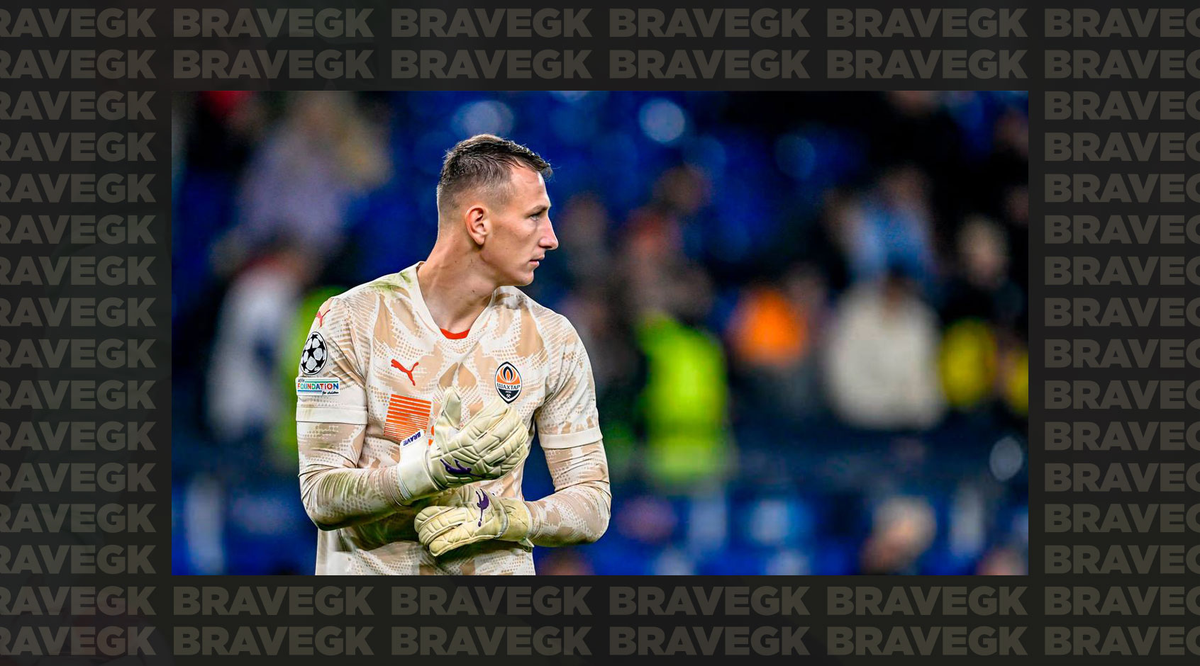 Dmytro Reznik in Brave GK Diamond Purple gloves in the Champions League match-Блог Brave GK