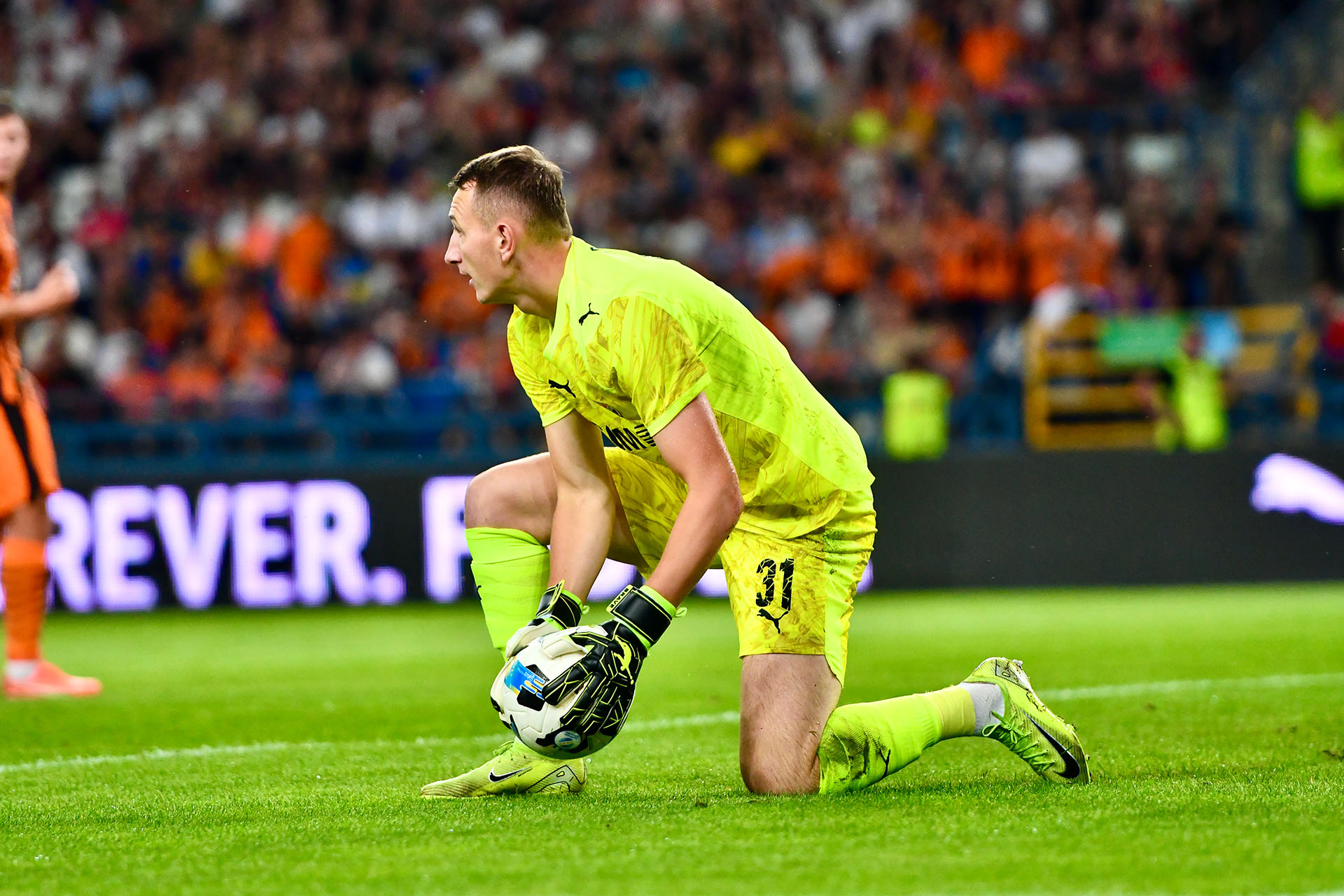 Brave GK Diamond D.R. in a Champions League match - Official Brave GK online shop