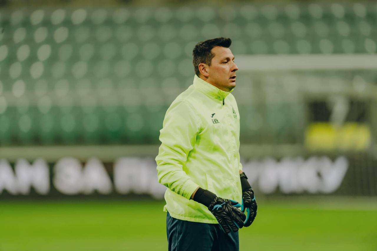 Brave GK Venom Black - Official Brave GK Online Store