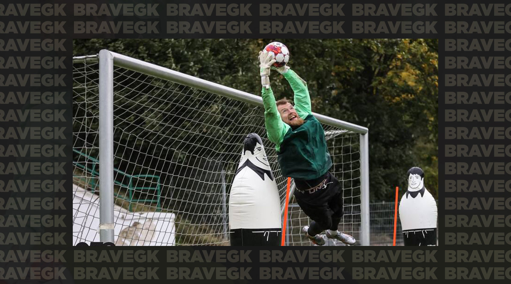 Exclusive Brave GK Reaction Green Goalkeeper Gloves for Bohdan Sarnavskyi of Lechia Gdansk-Блог Brave GK