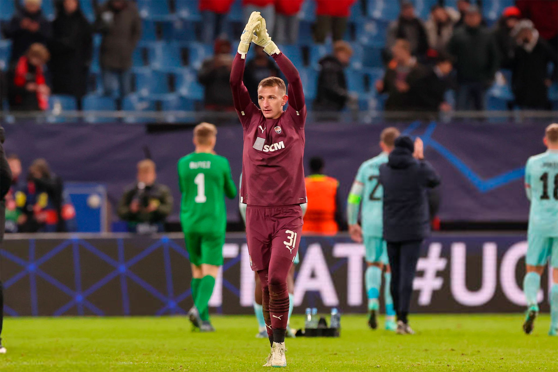 Dmitry Reznik in Brave GK gloves - official Brave GK online store