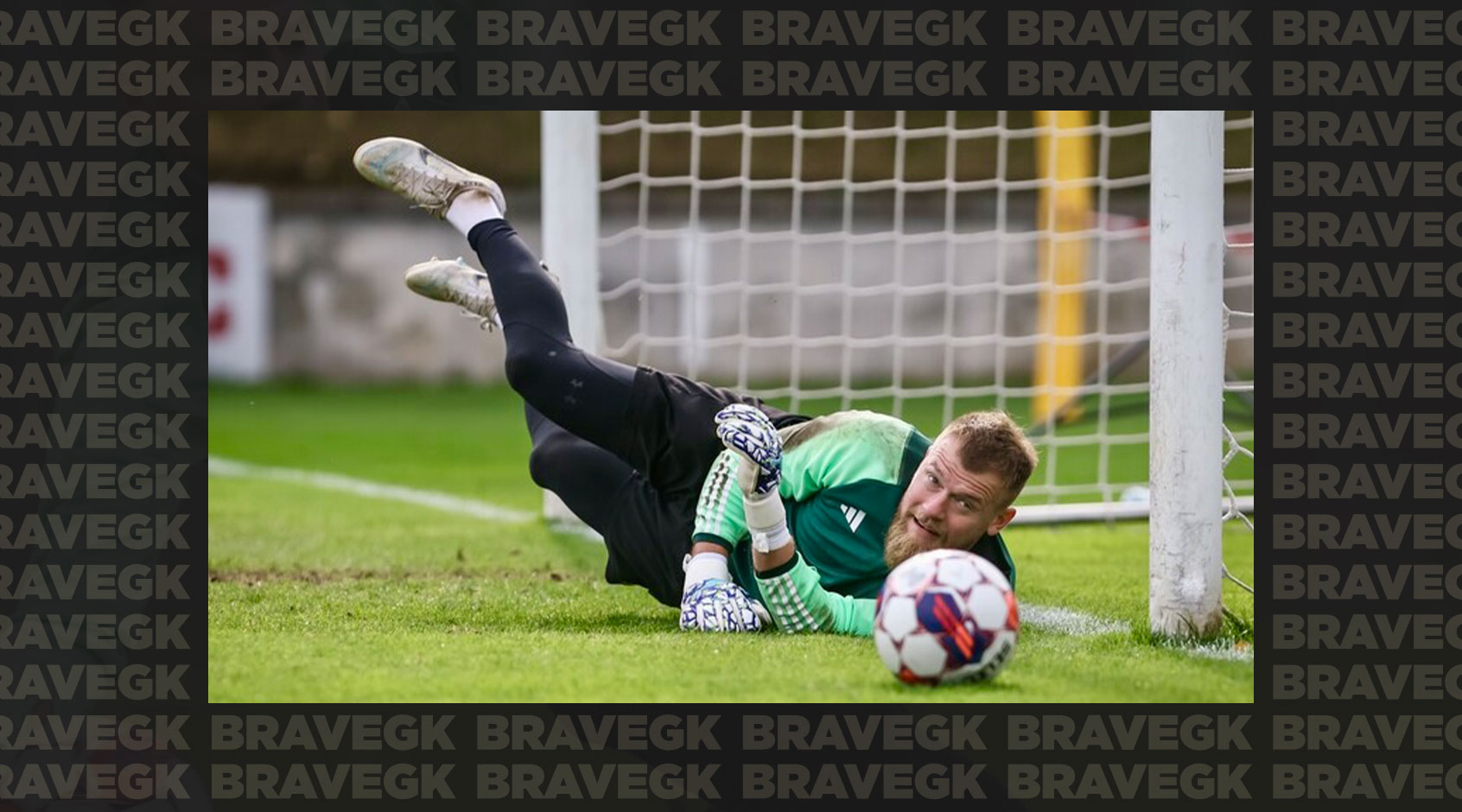 Goalkeeper Bohdan Sarnavskiy from Lechia Gdansk chooses Brave GK Skill Light gloves-Блог Brave GK