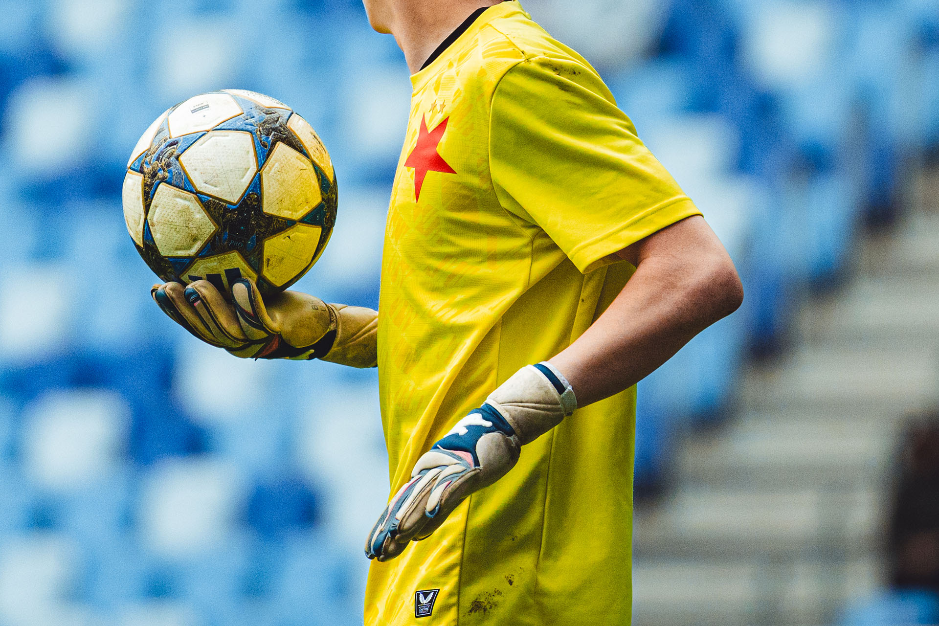 Brave GK Unique NG goalkeeper gloves - Official Brave GK online store