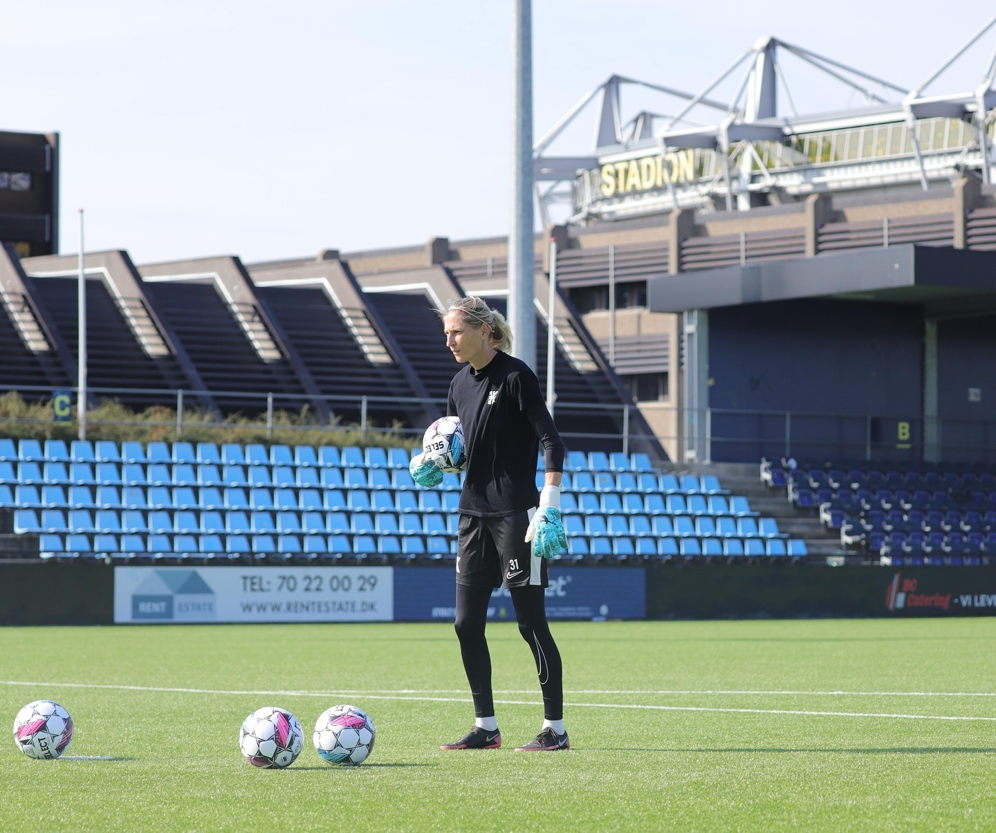 Goalkeeper coach Irina Sanina in Brave GK gloves - Official Brave GK online store