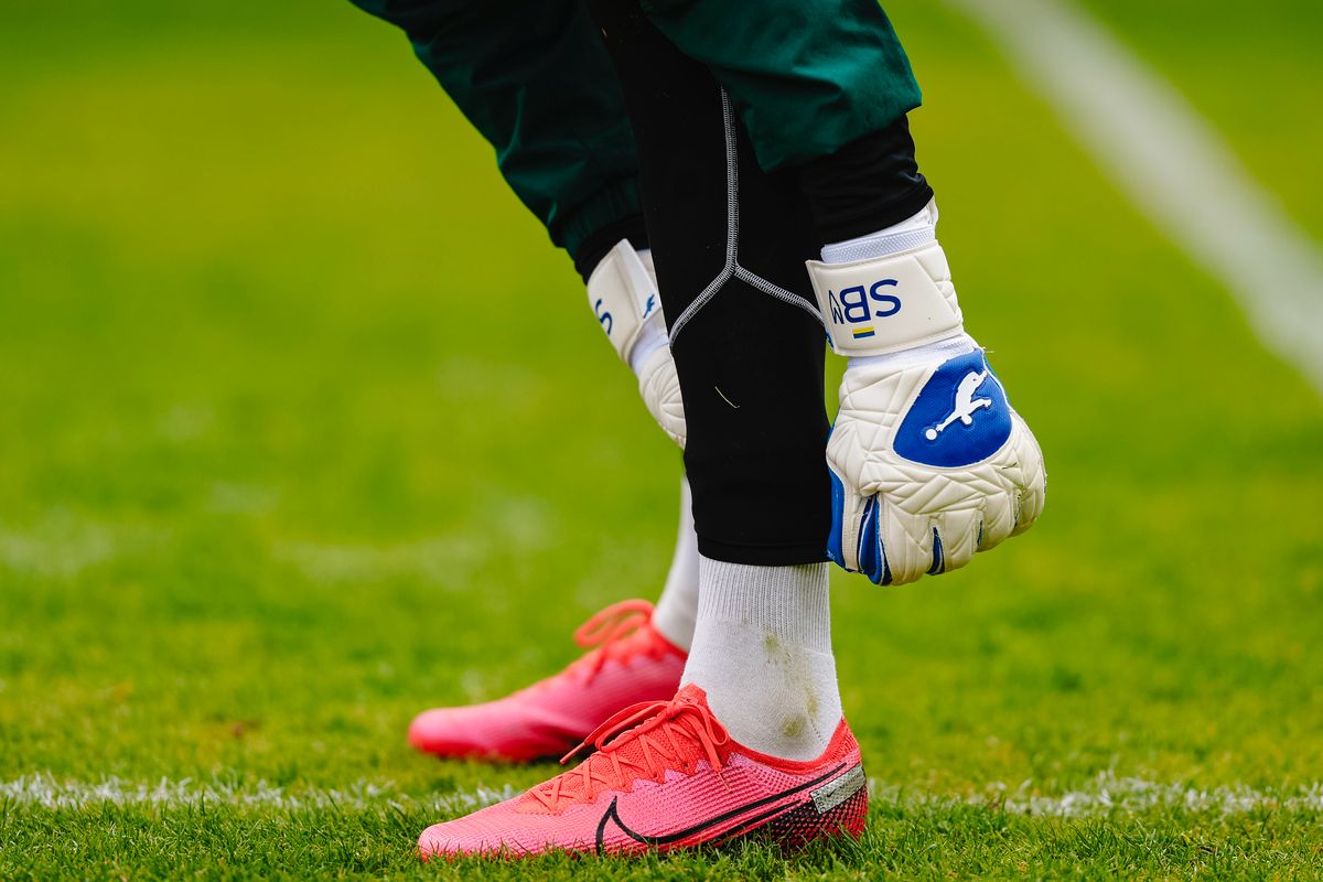 Brave GK Air Aqua with personalisation - Official Brave GK online store
