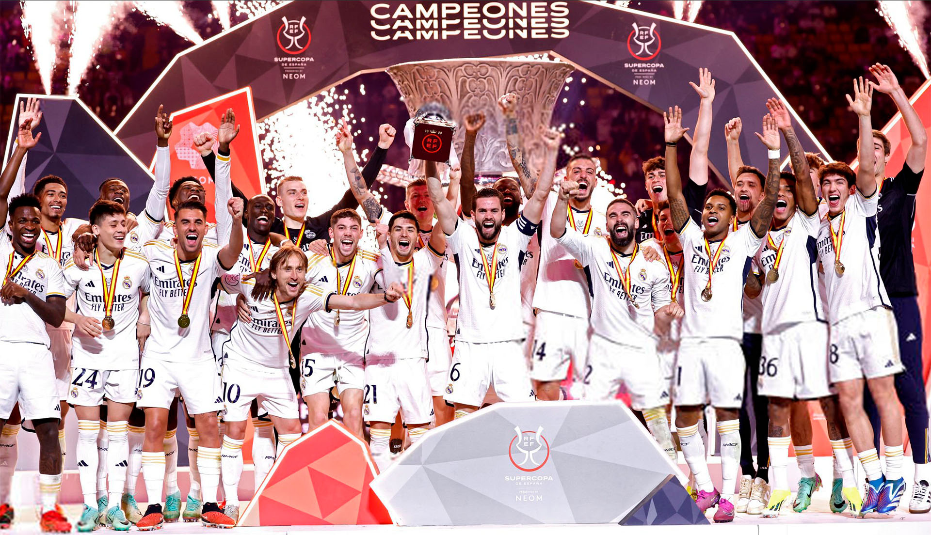 Lunin in Brave GK Gloves - Official Brave GK Online Store