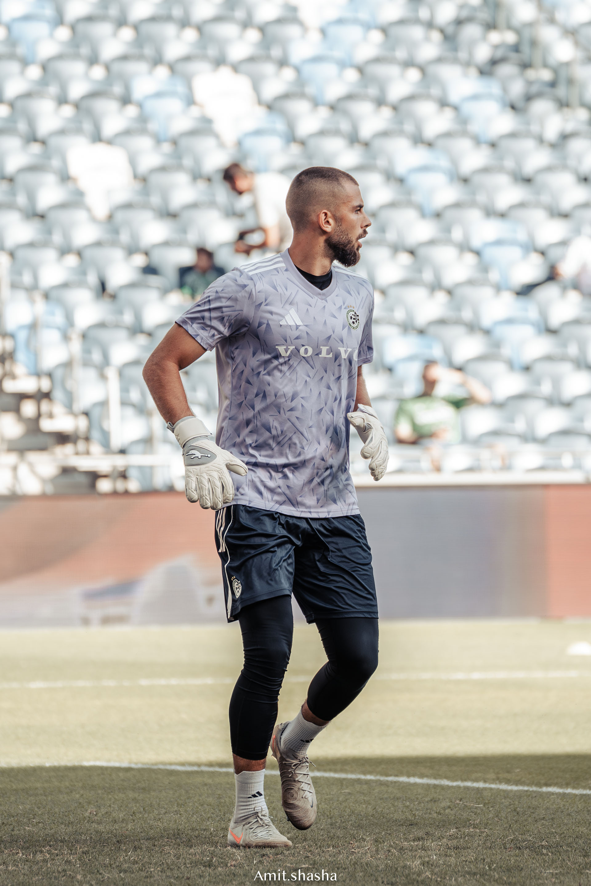 Brave GK Air gloves: reliability and control in dynamic matches