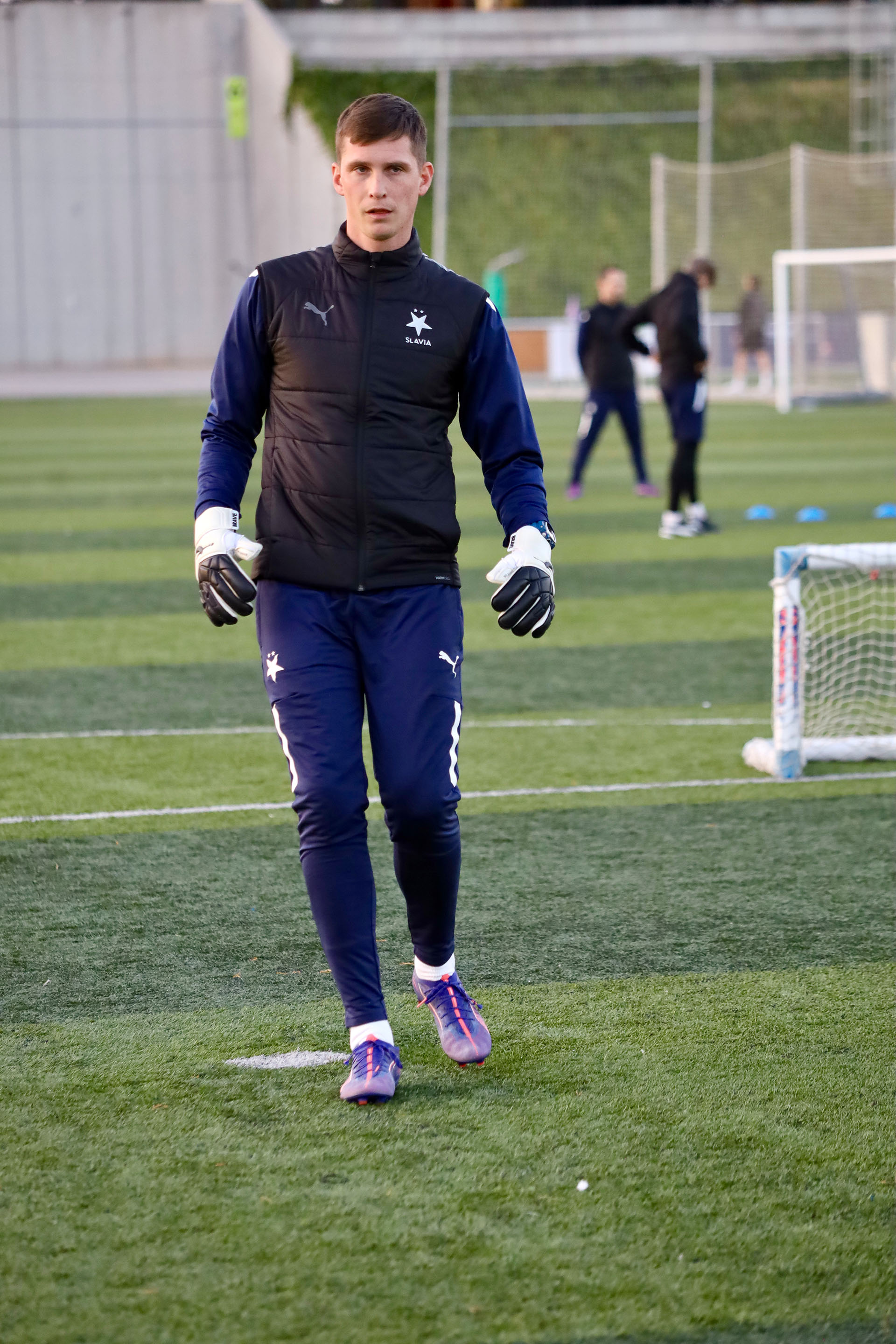 Advantages of Brave GK Fury White Black - Official Brave GK Online Store