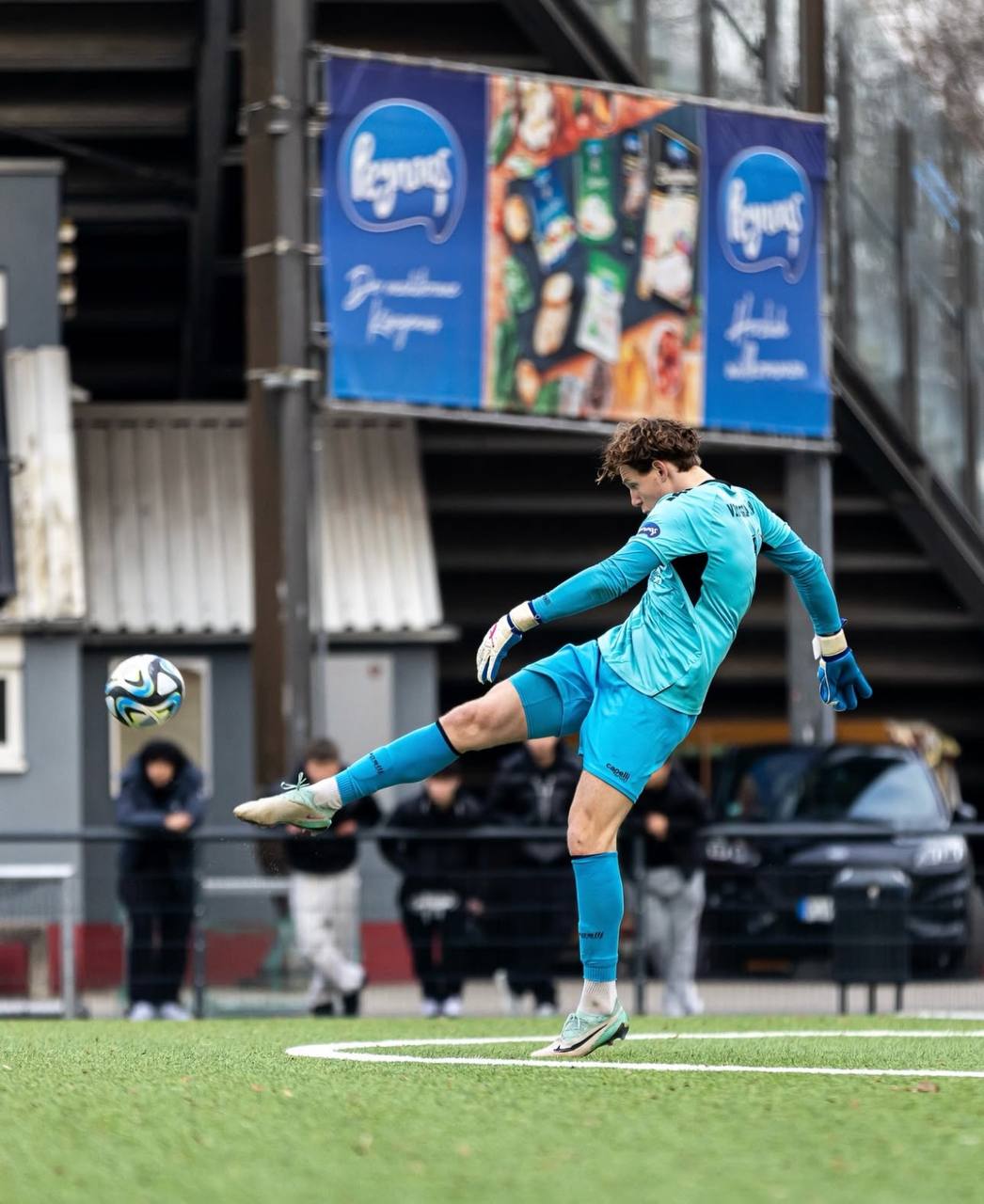 Brave GK Diamond Aqua Goalkeeper Gloves - Official Brave GK Online Store