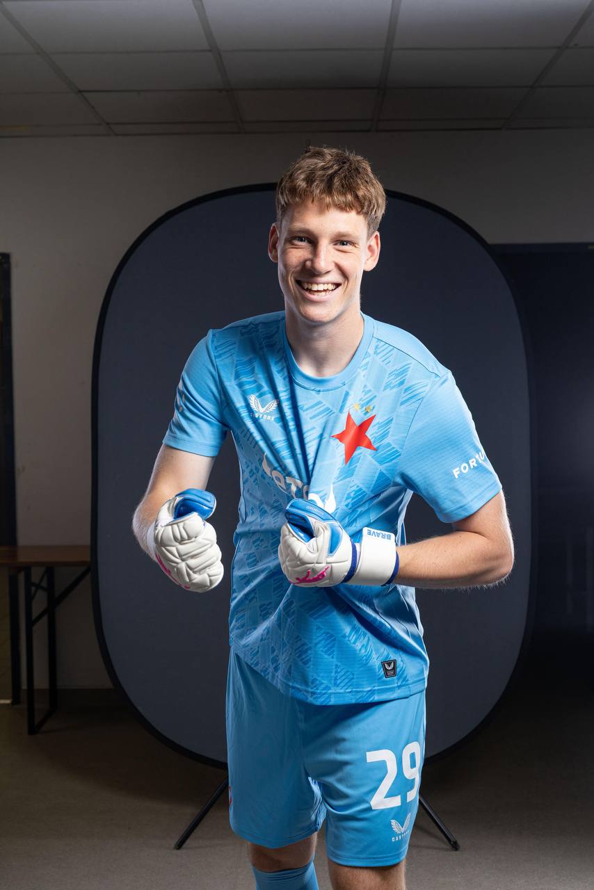 Brave GK Diamond Aqua goalkeeper gloves - Official Brave GK online store