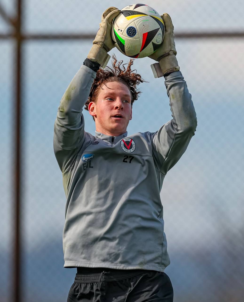 Oleksandr Petrenko on loan at Viktoria Köln: a young talent in Brave GK gloves - Official online store Brave GK