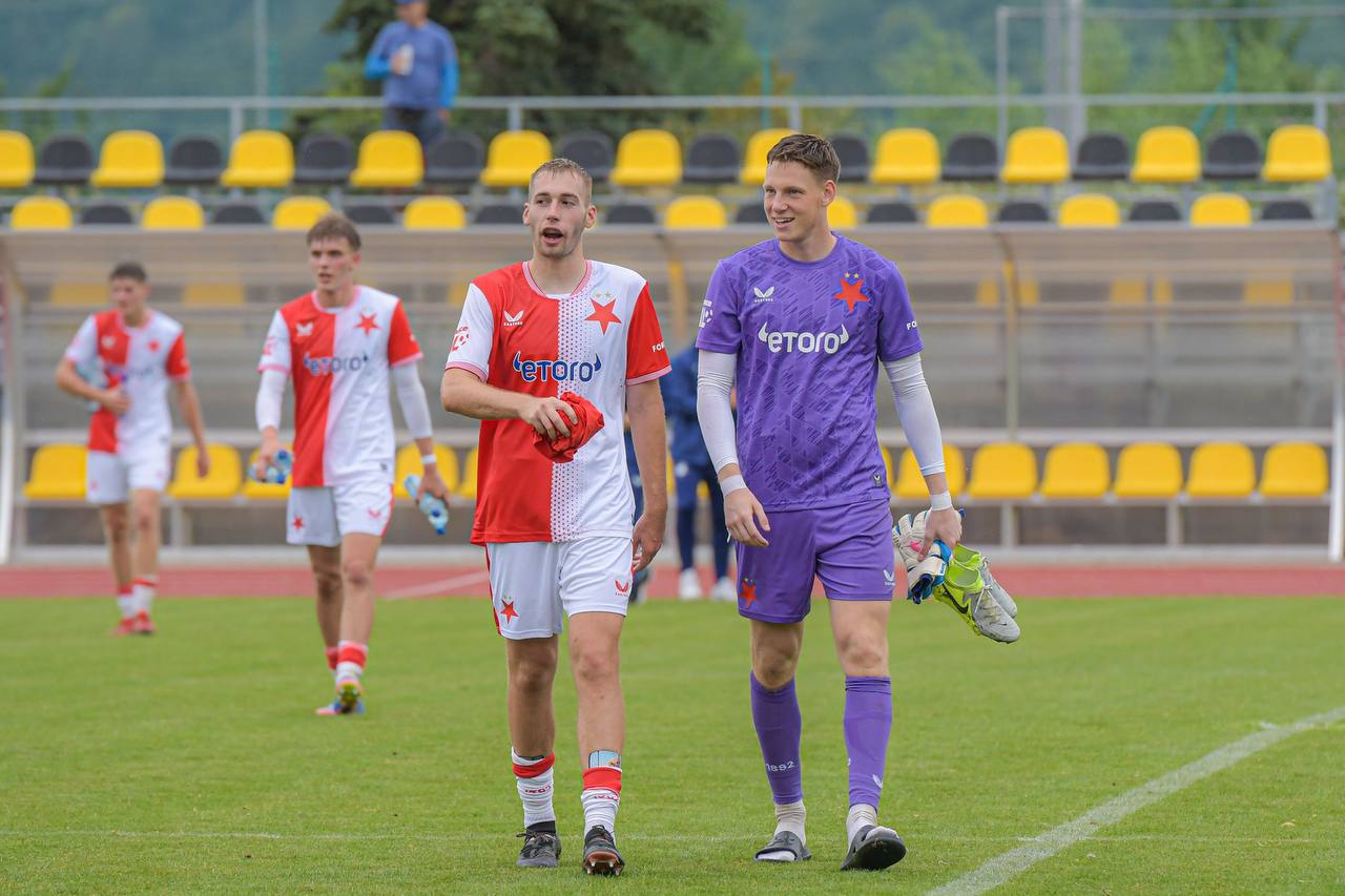 Brave GK Diamond Aqua Goalkeeper Gloves - Official Brave GK Online Shop