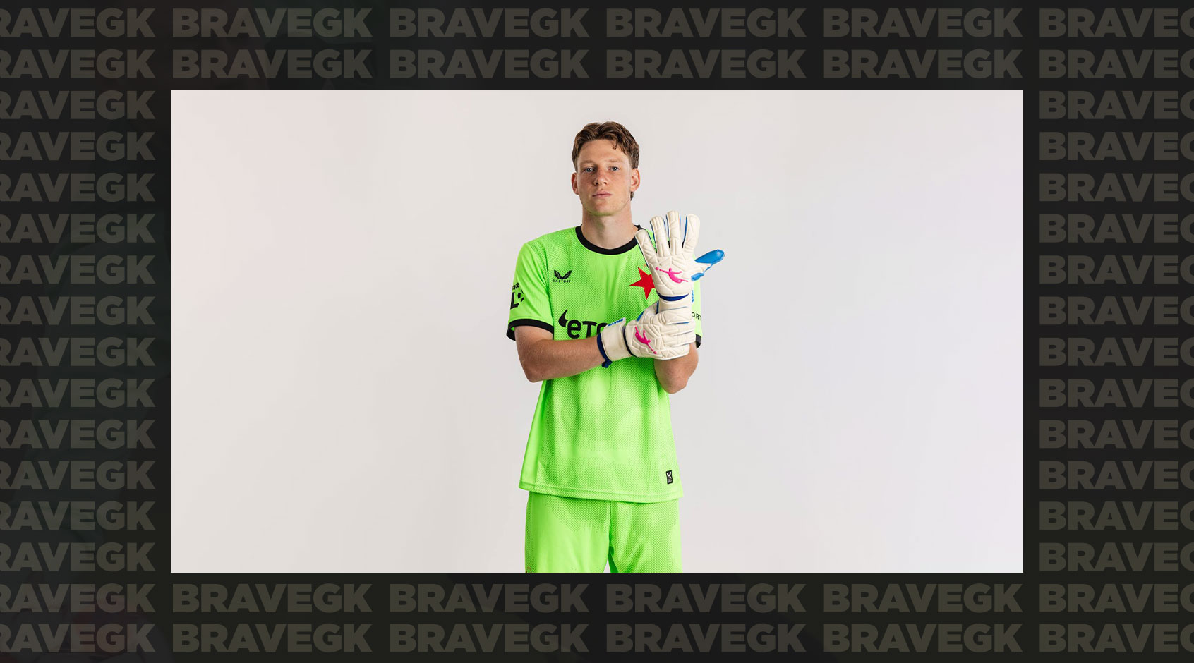 Oleksandr Petrenko Prepares for the New Season at Slavia Prague in Brave GK Diamond Aqua Gloves-Блог Brave GK