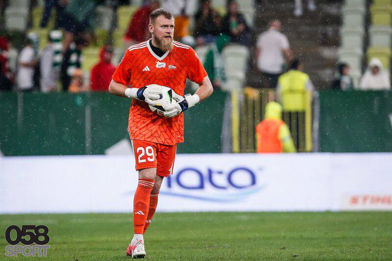 Sarnavskyi's Brave GK Fury Pro gloves - Official Brave GK online store