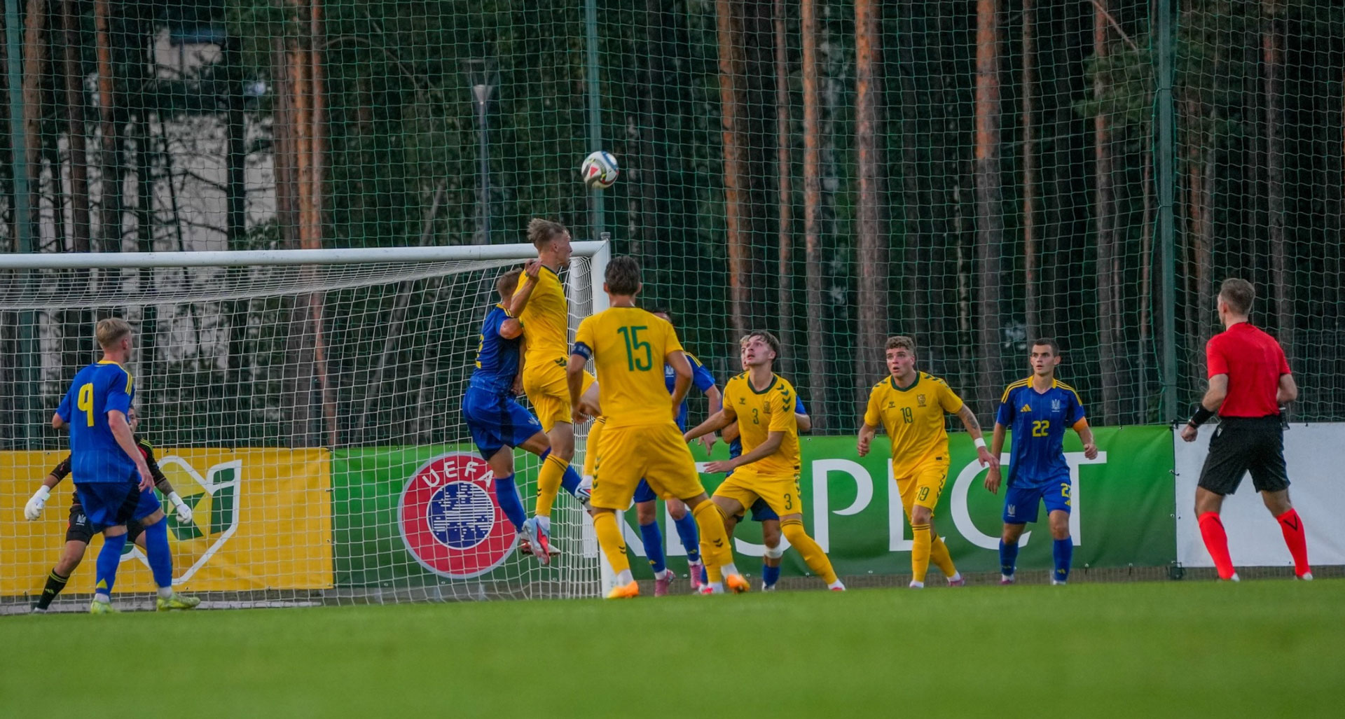 Brave GK Reaction Green goalkeeper gloves - Official Brave GK online store