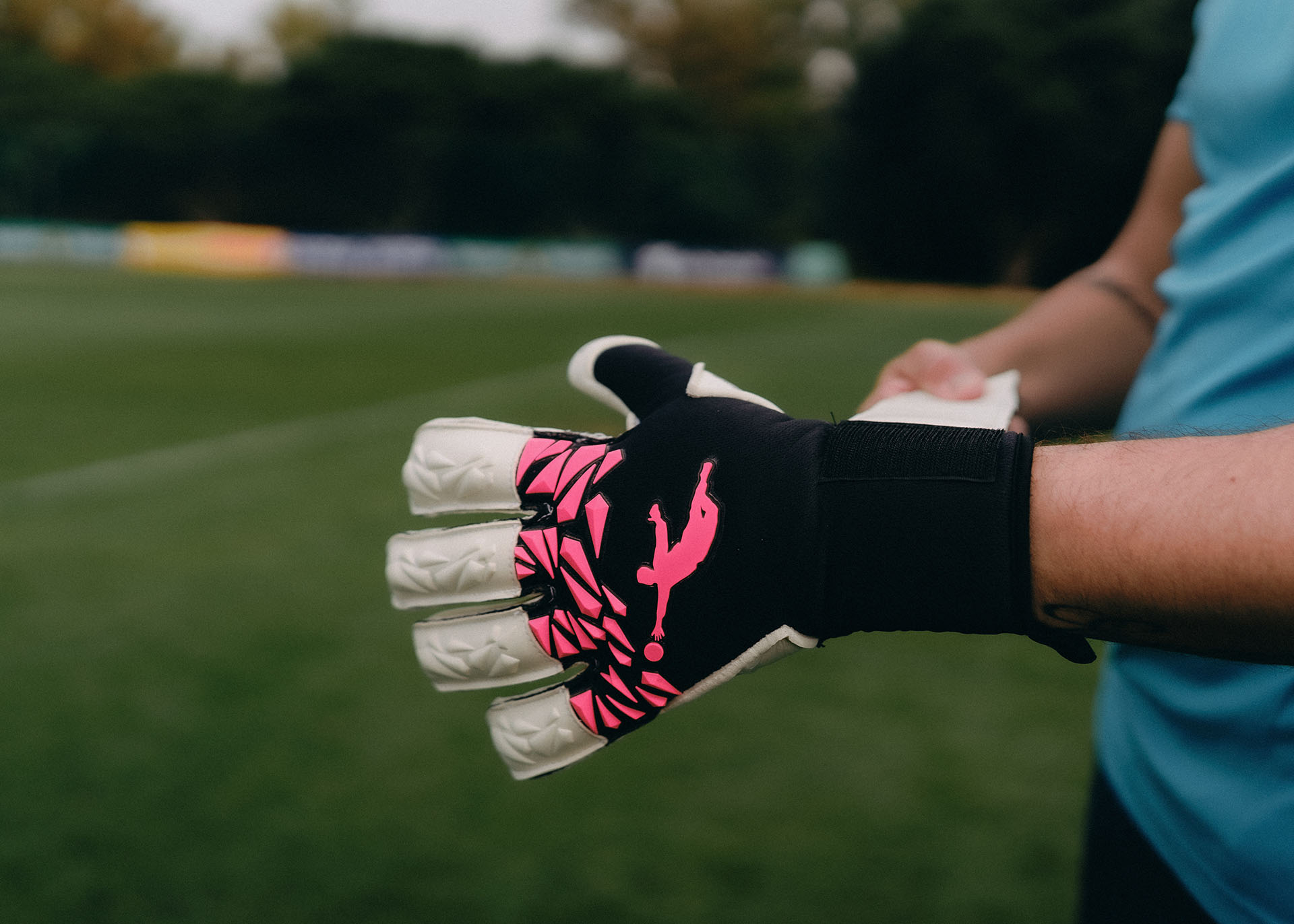 Brave GK Unique Pink goalkeeper gloves - Official Brave GK online store