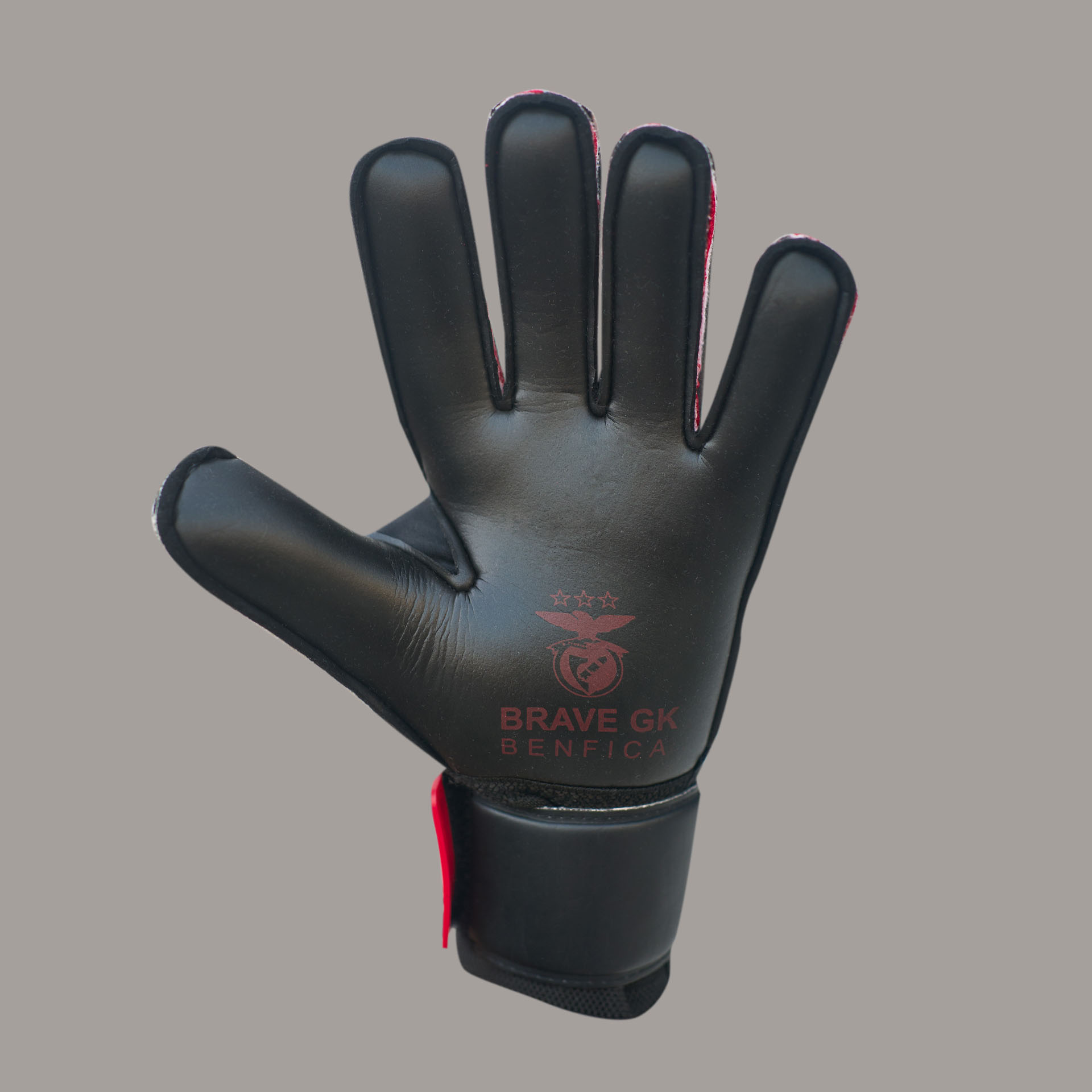 Brave GK Winner SL Benfica-3-Brave GK